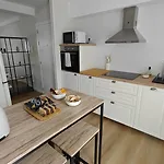 Madariaga 5 Apartment